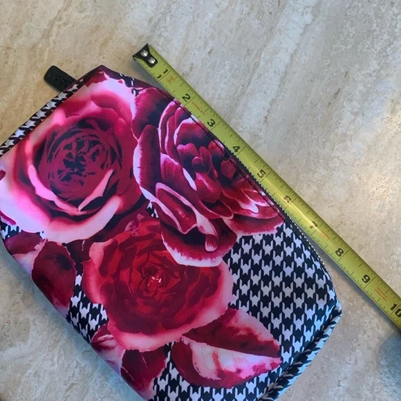 SONIA KASHUK bag, pink roses on black/white houndstooth check, silver zipper EUC - Picture 15 of 17